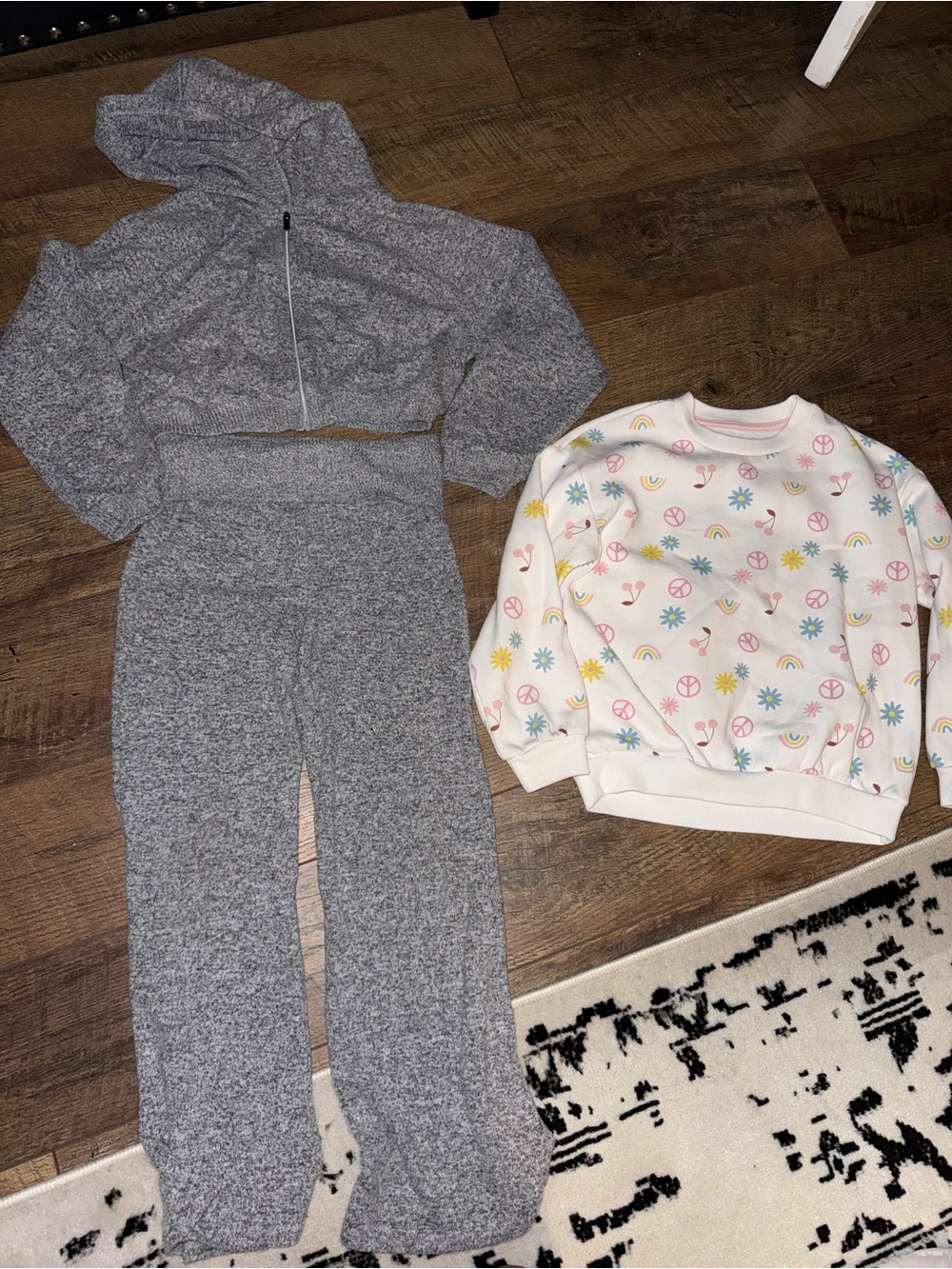 Kids Cozy Gray Hooded Sweatpants Set